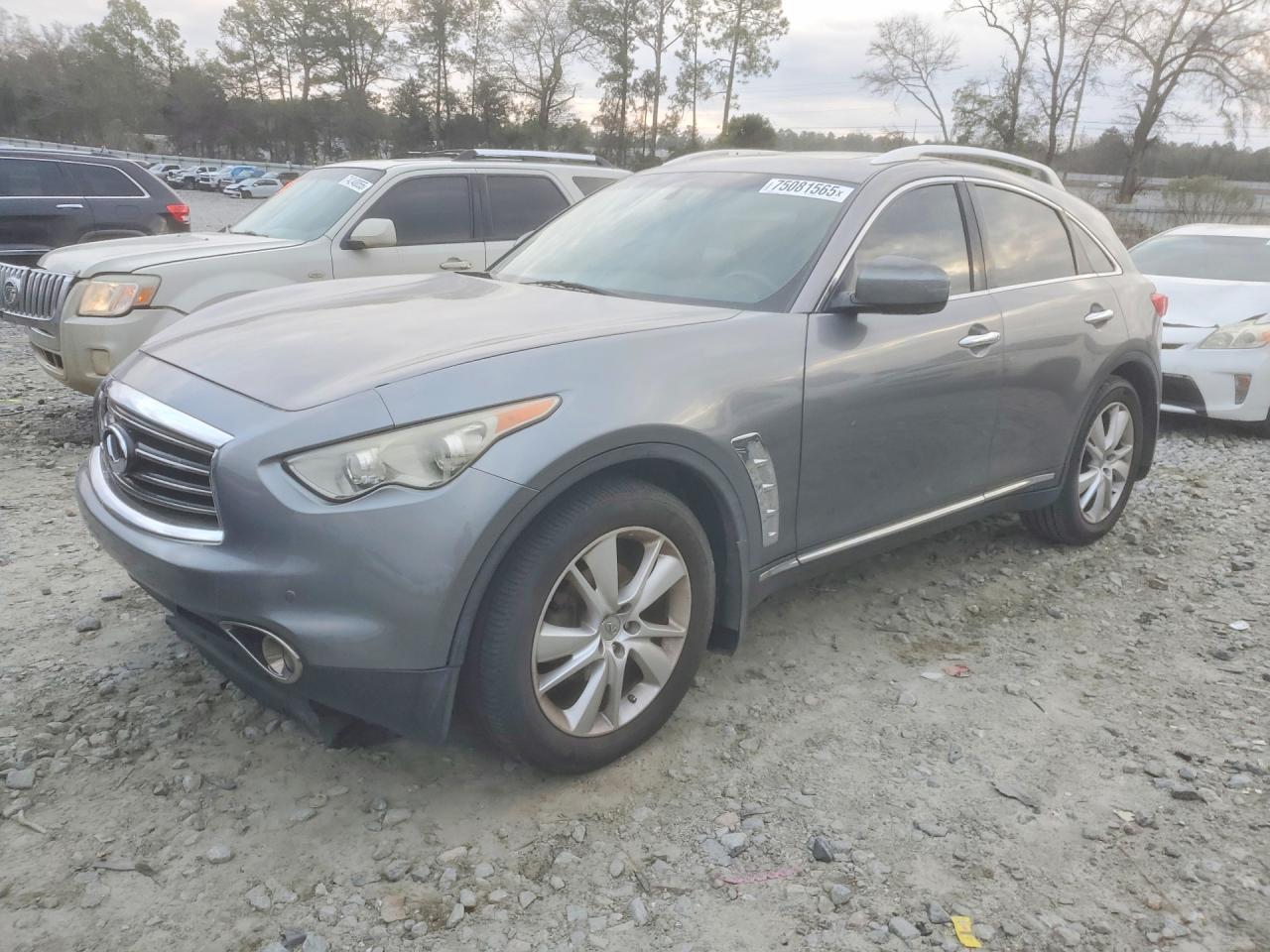 2012 INFINITI FX35