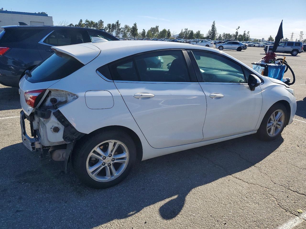 2017 CHEVROLET CRUZE