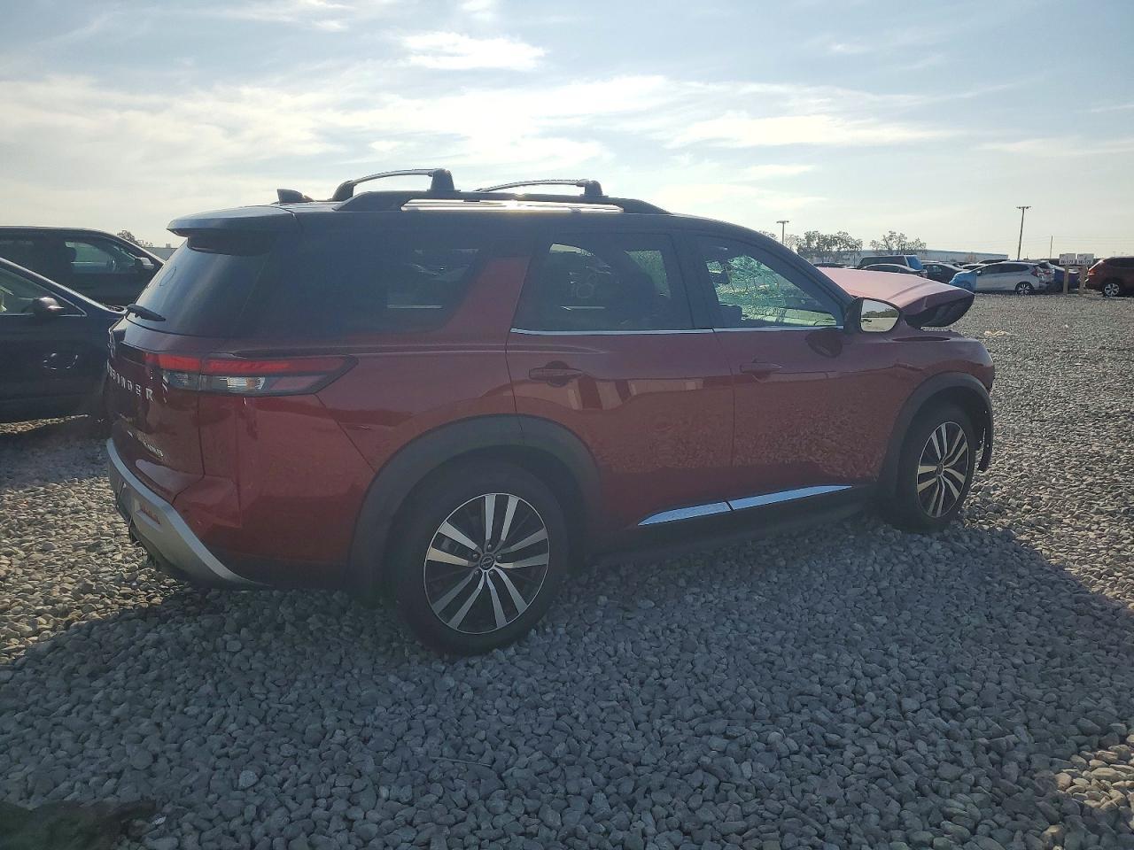 2024 NISSAN PATHFINDER