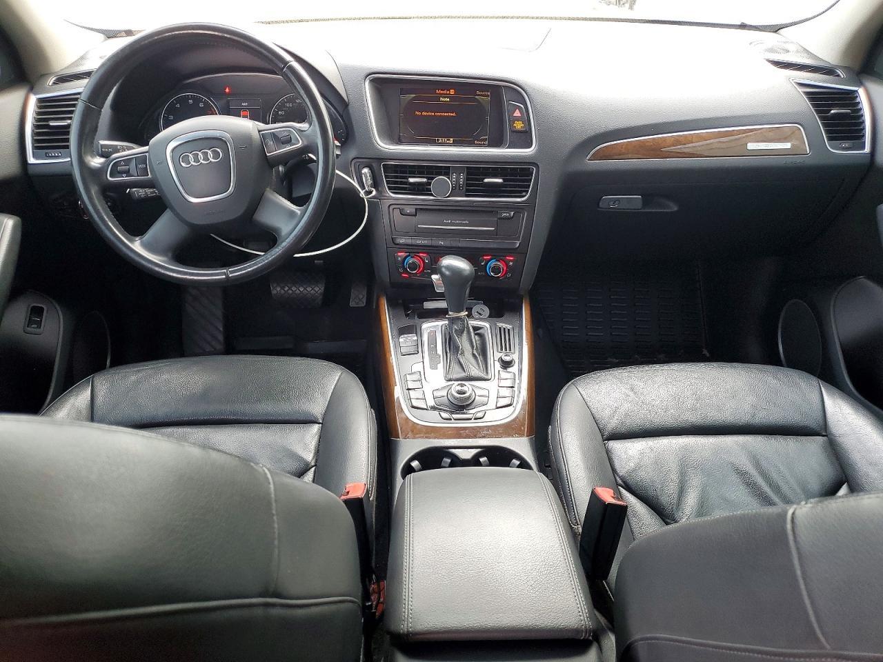 2010 AUDI Q5