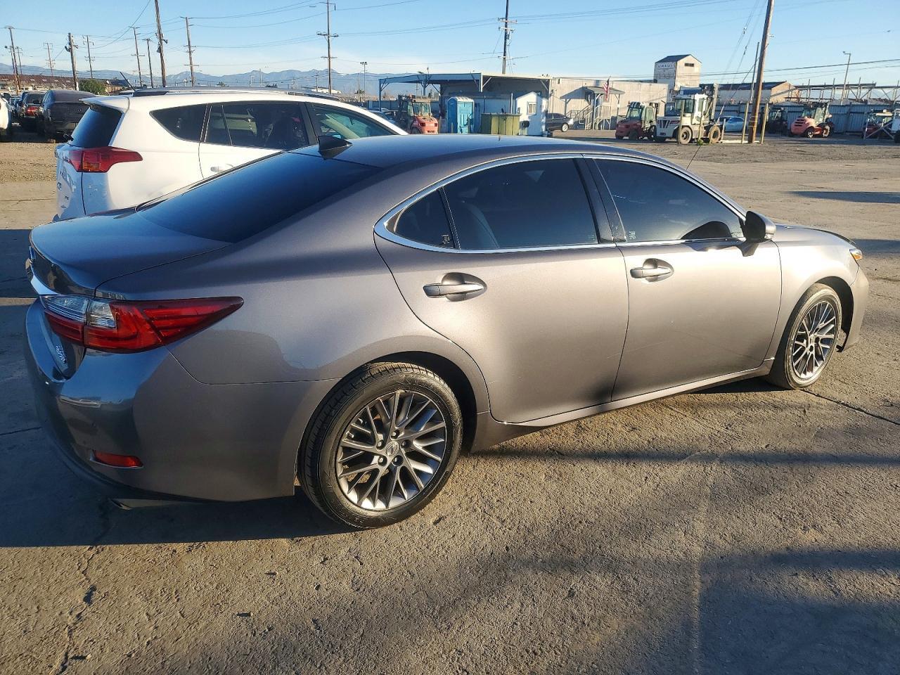 2018 LEXUS ES 350