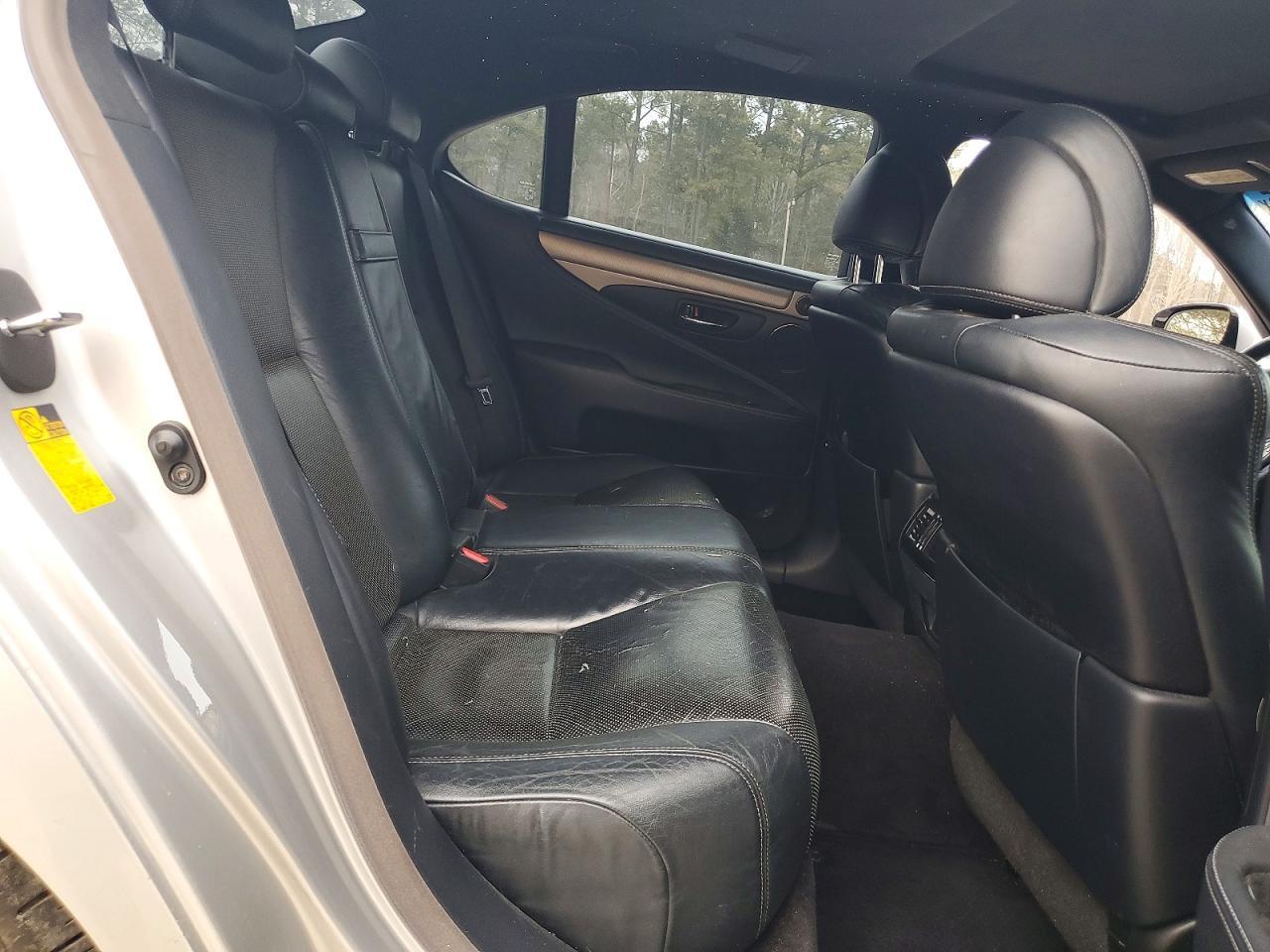 2013 LEXUS LS 460