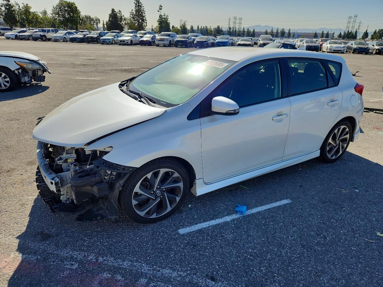 2016 TOYOTA SCION