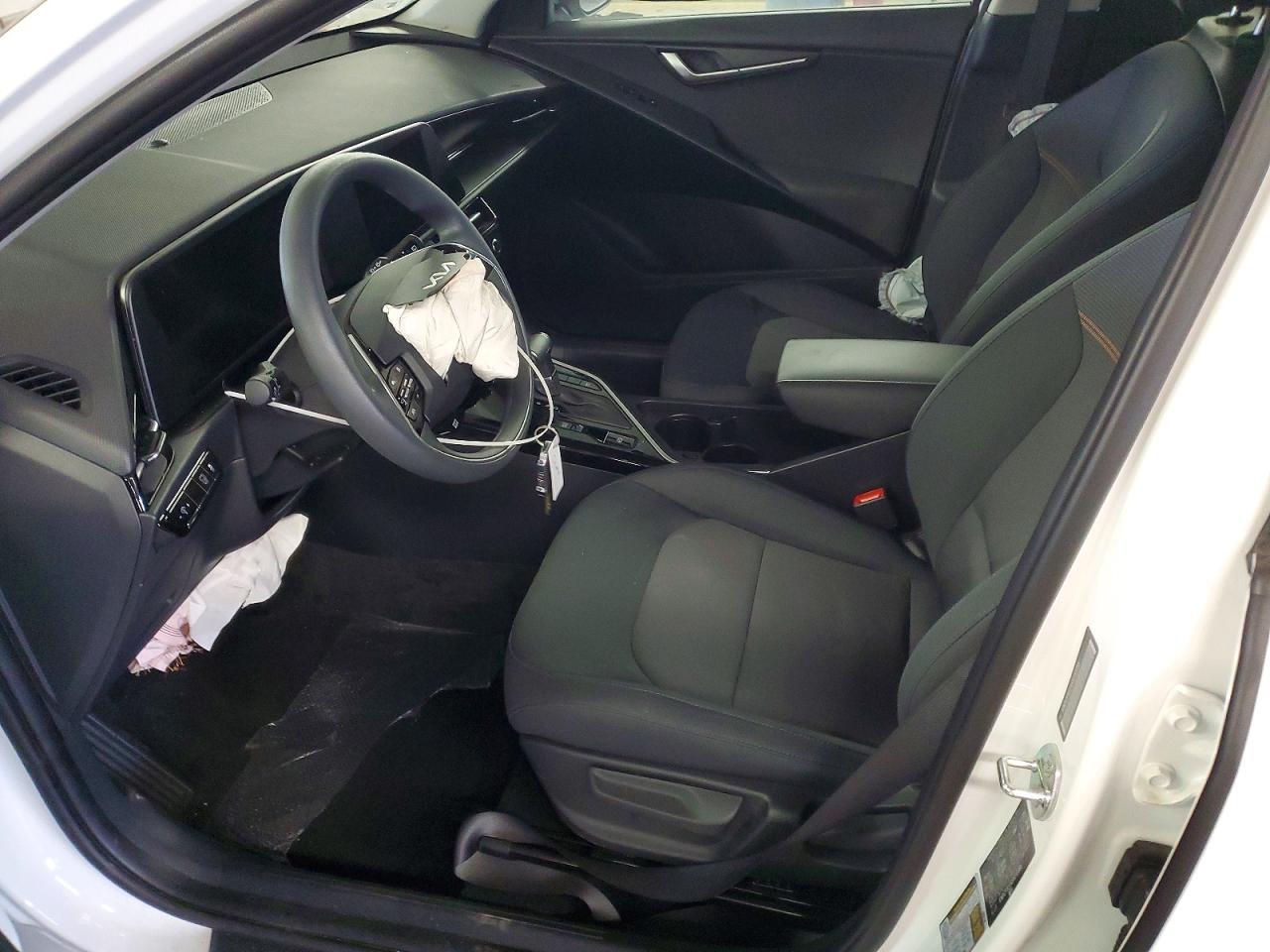 2025 KIA Niro