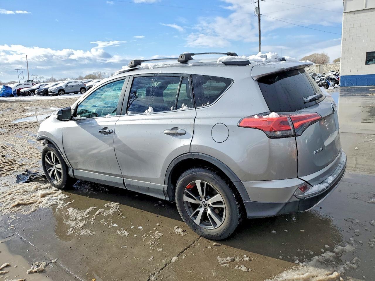 2016 TOYOTA RAV4