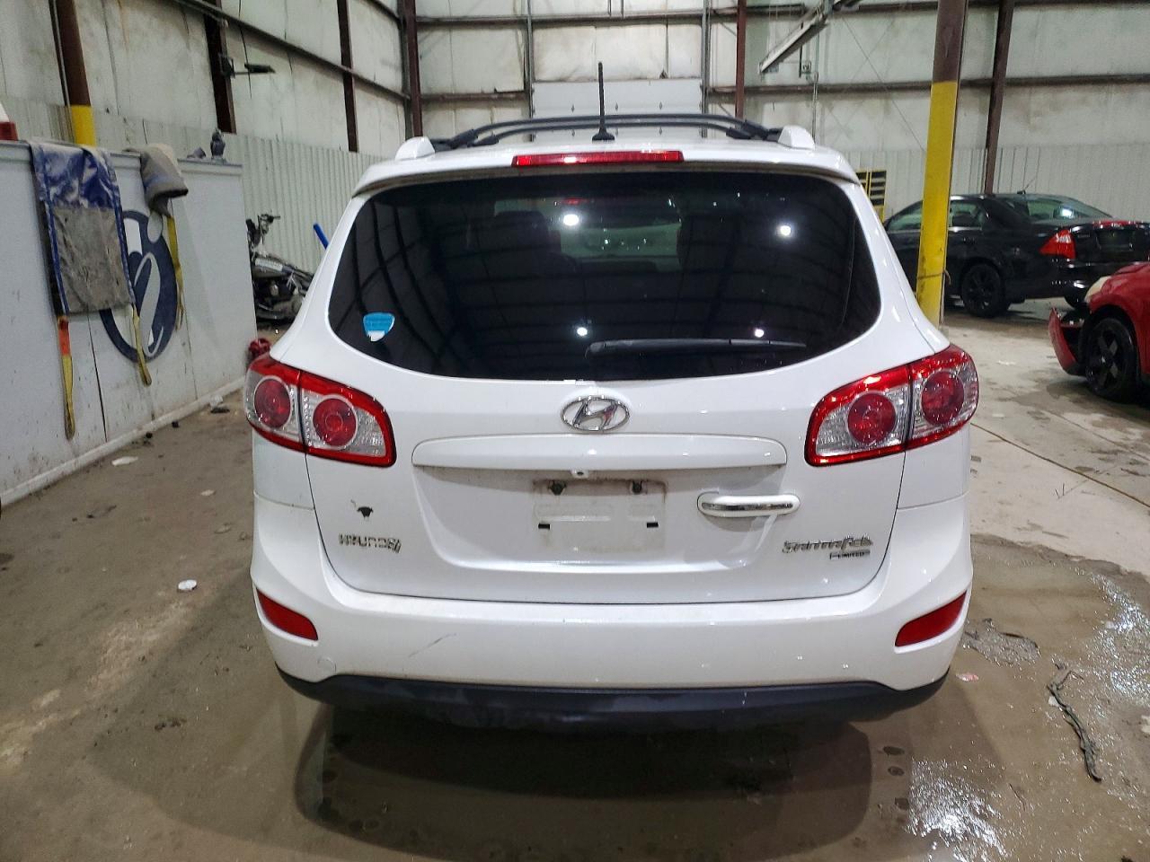 2011 HYUNDAI SANTA FE