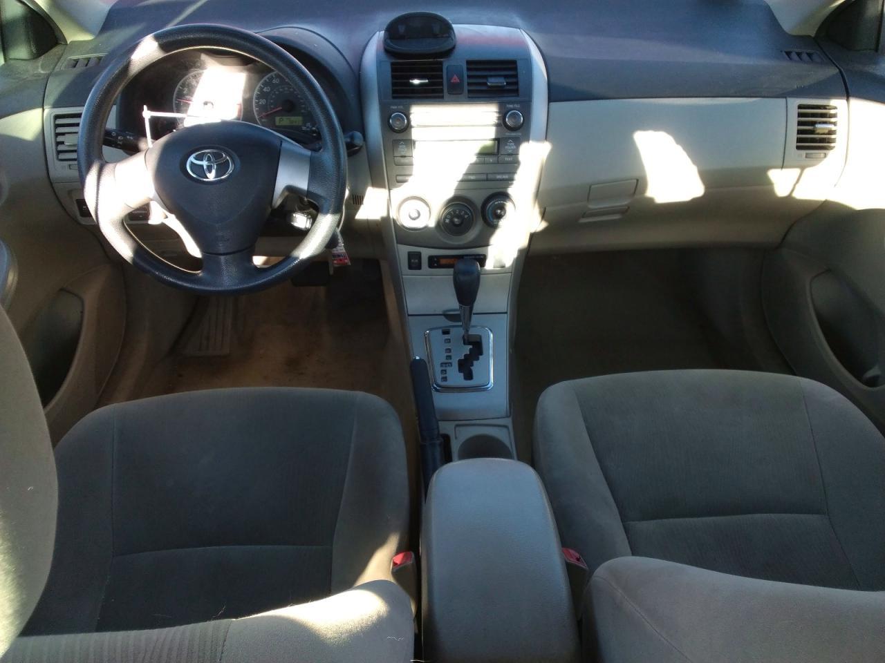 2011 TOYOTA COROLLA