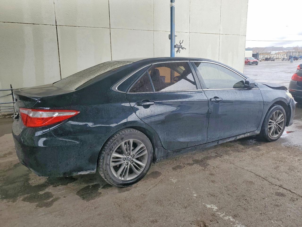 2015 TOYOTA CAMRY