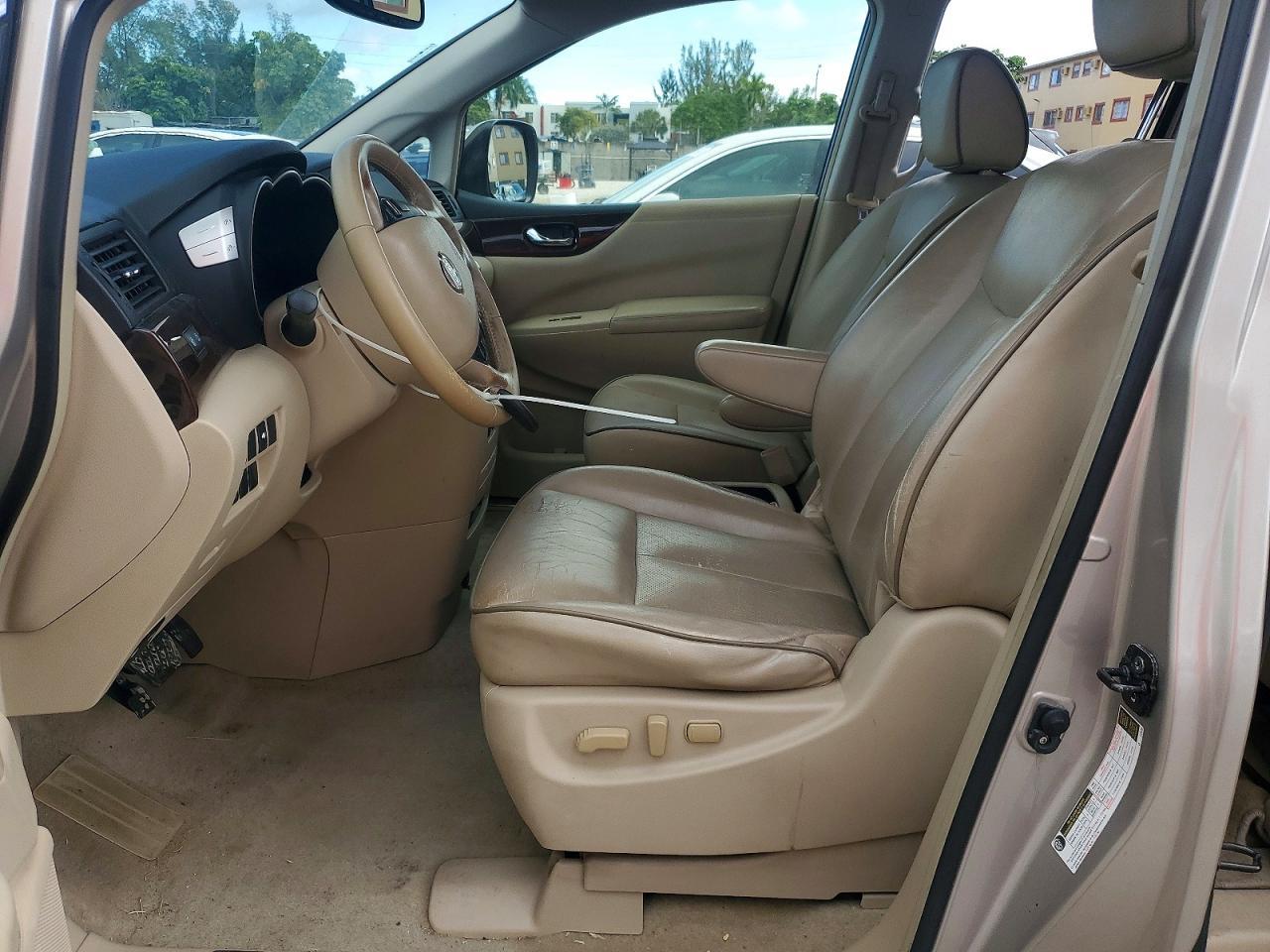 2012 NISSAN Quest