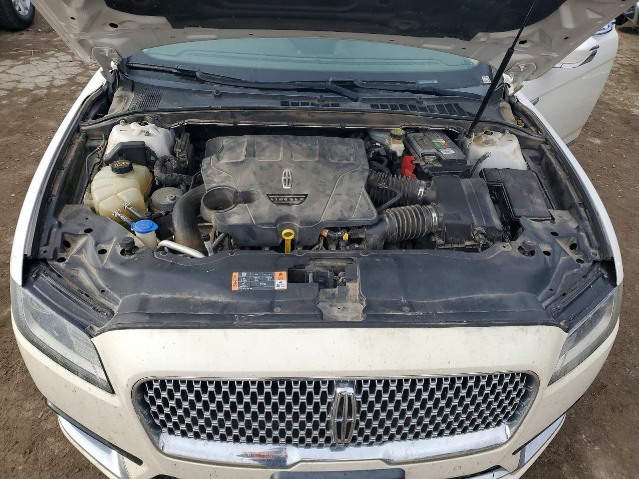 2017 LINCOLN Continental