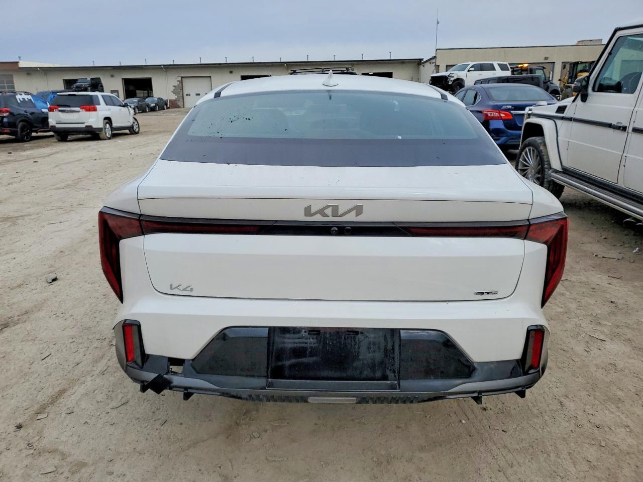 2025 KIA K4