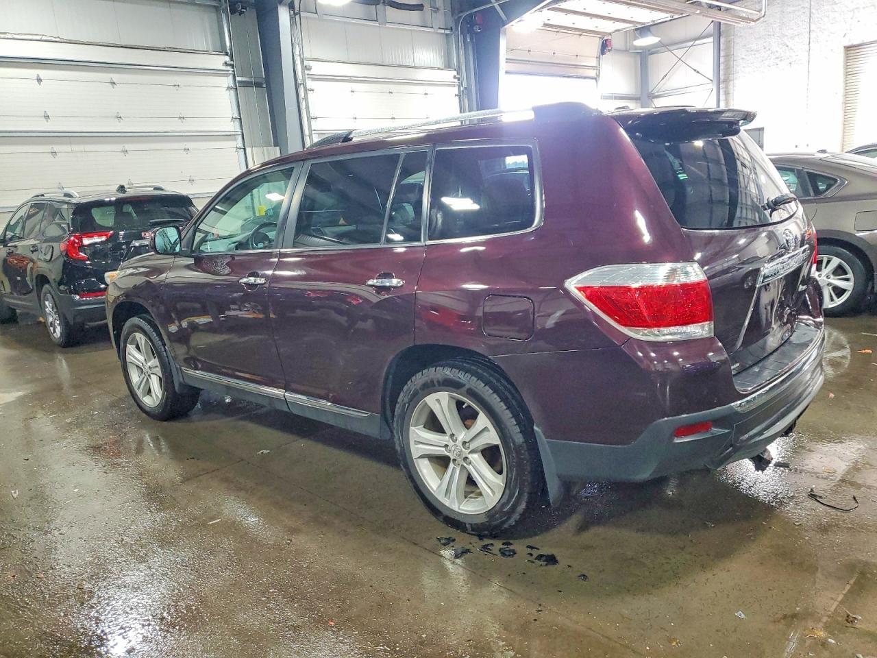2012 TOYOTA HIGHLANDER