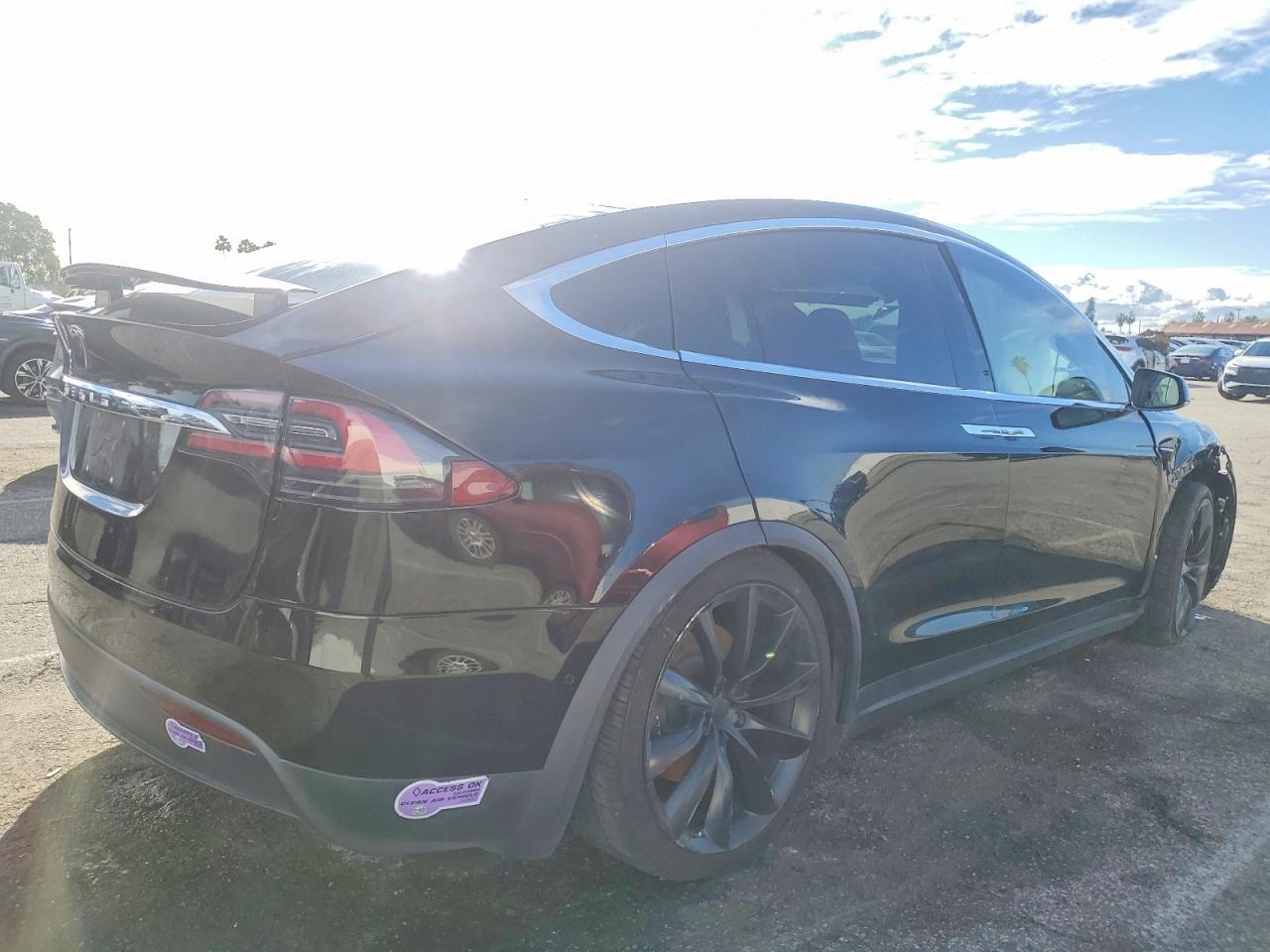 2018 TESLA MODEL X