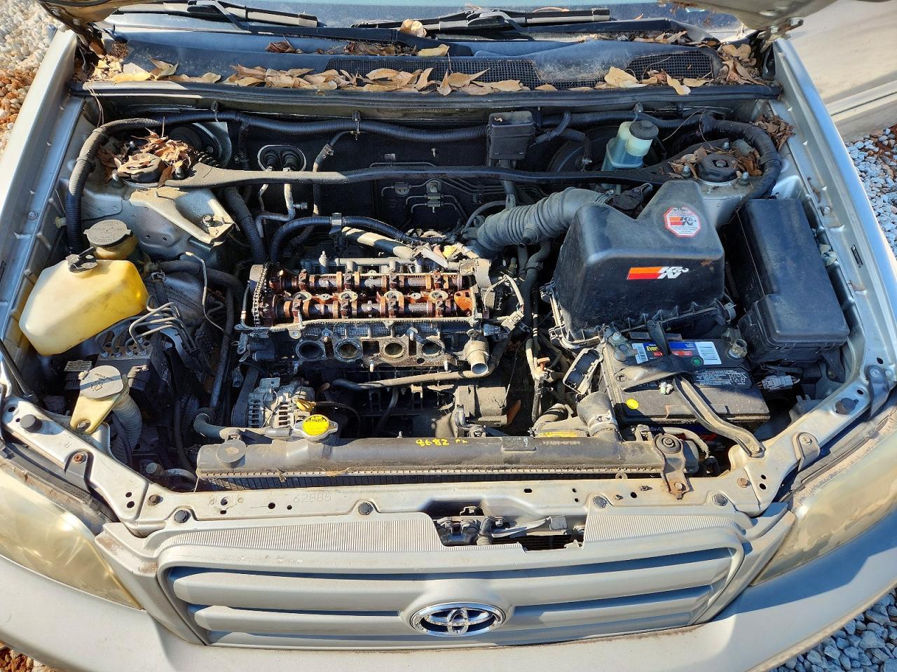 2005 TOYOTA HIGHLANDER