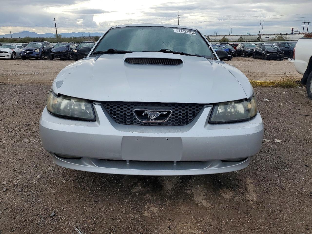2001 FORD MUSTANG