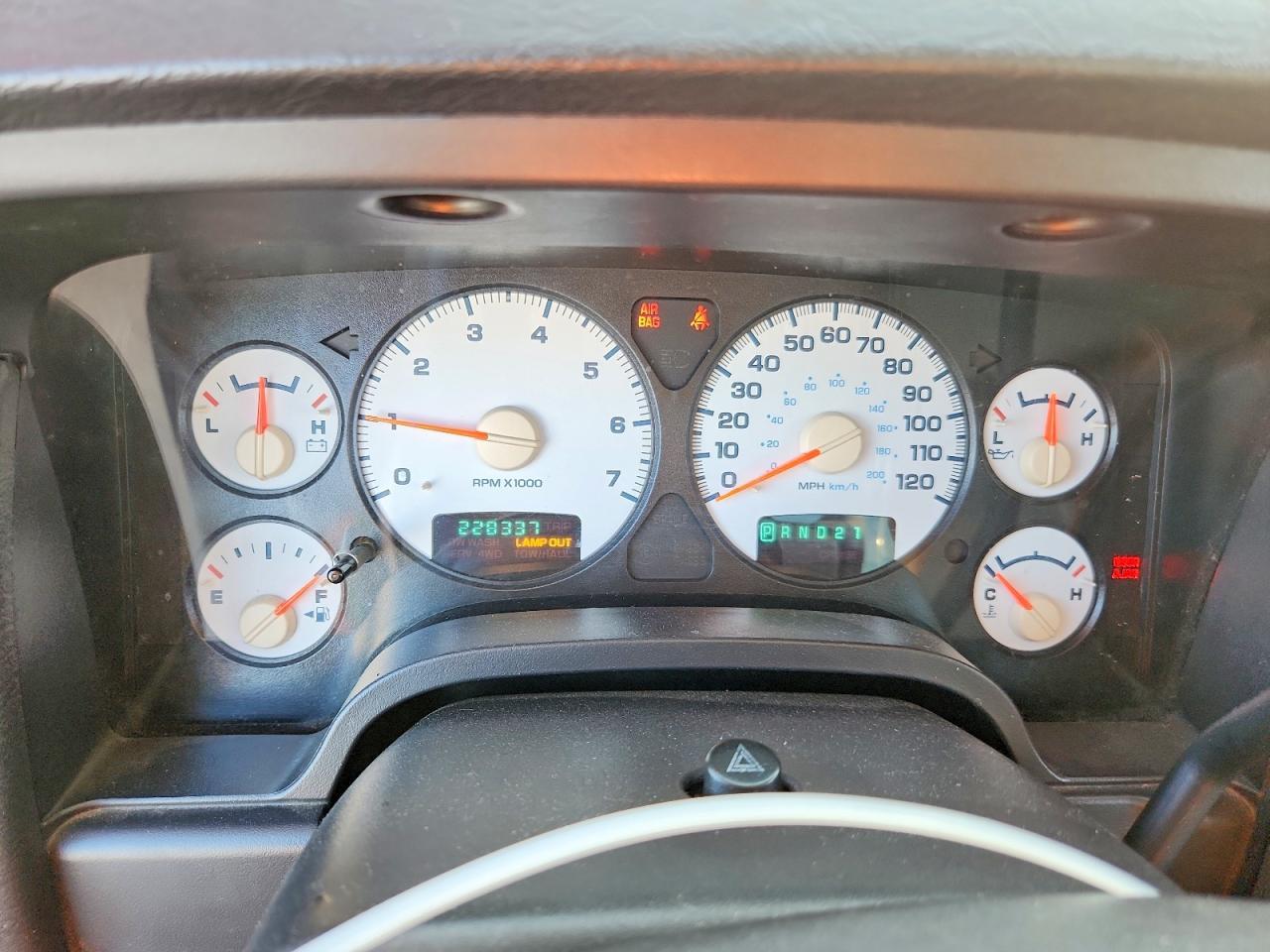 2004 DODGE RAM 1500