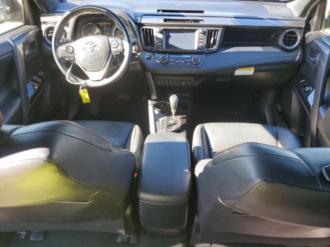2016 TOYOTA RAV4