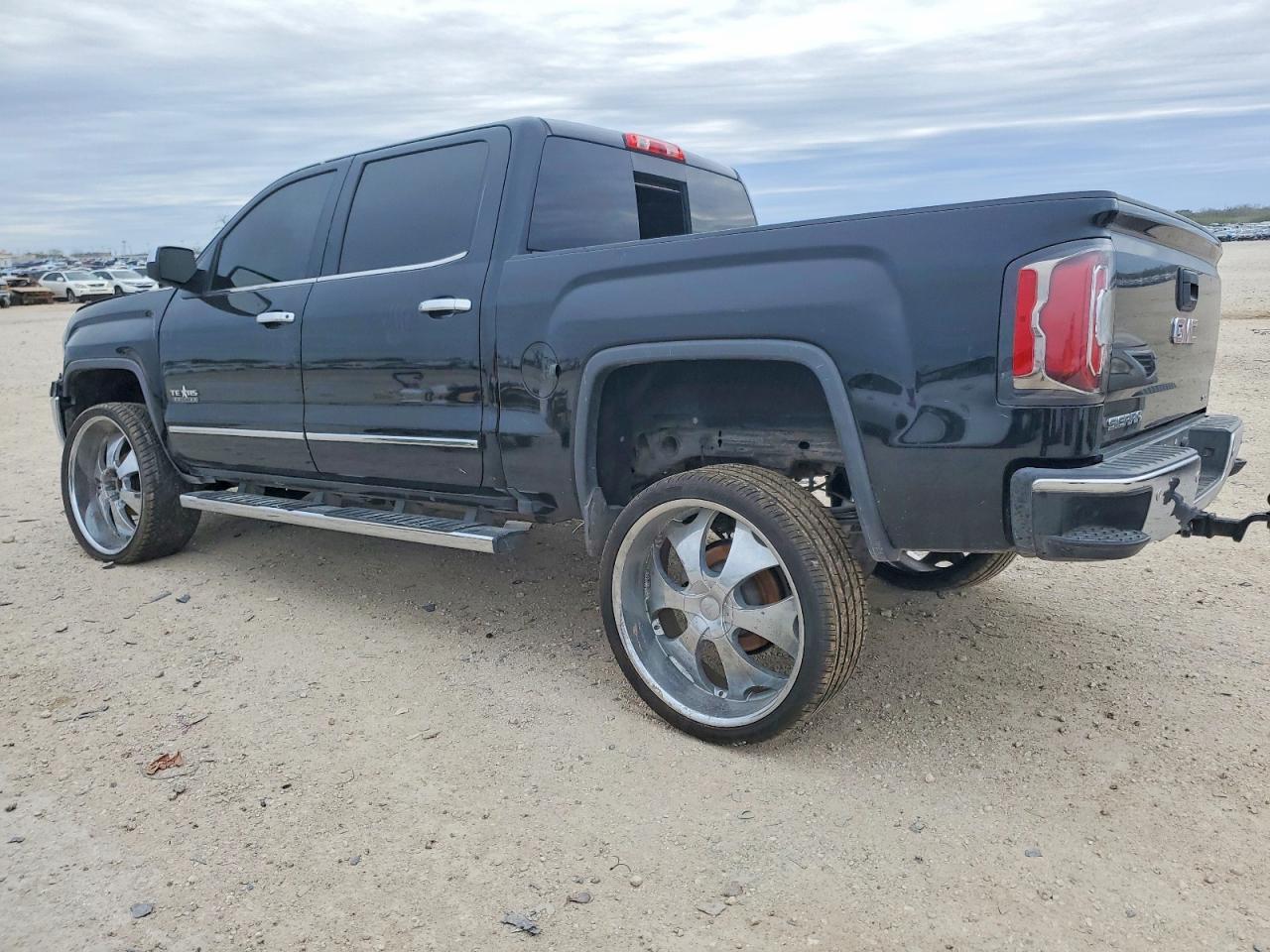 2016 GMC Sierra