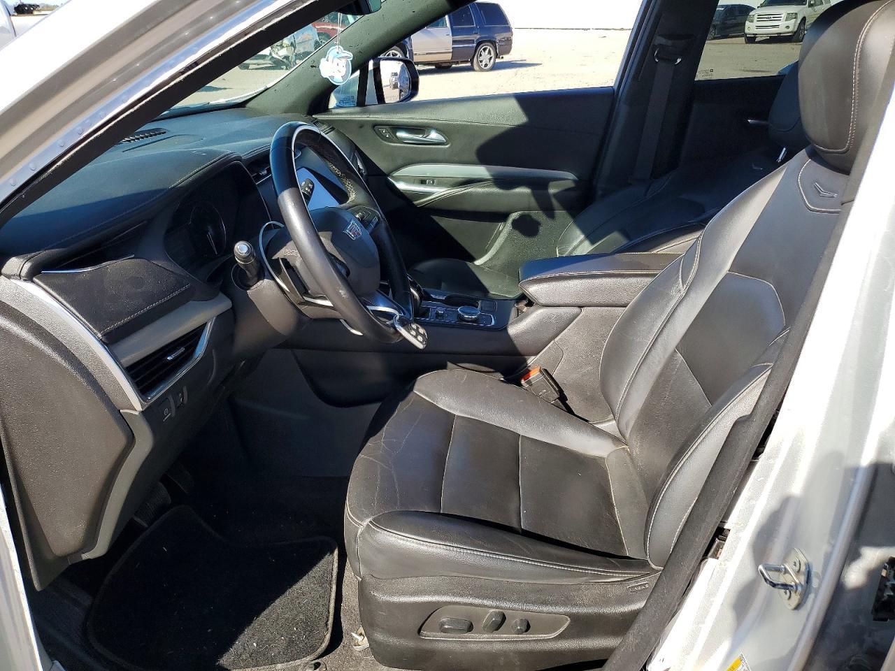 2022 CADILLAC XT4