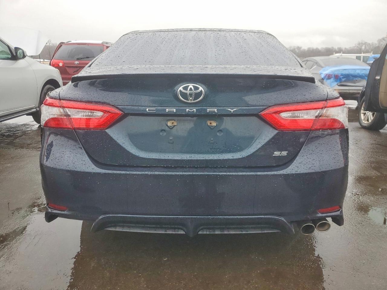 2018 TOYOTA CAMRY