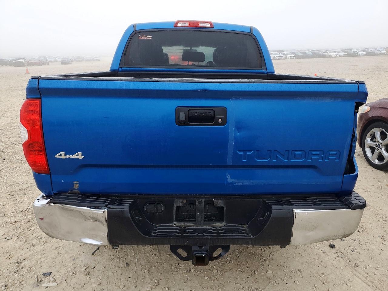 2016 TOYOTA TUNDRA
