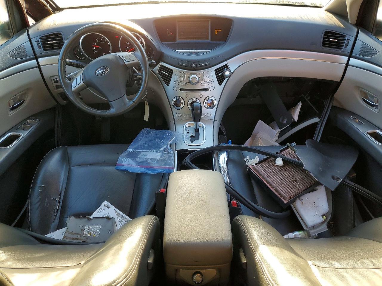 2011 SUBARU Tribeca