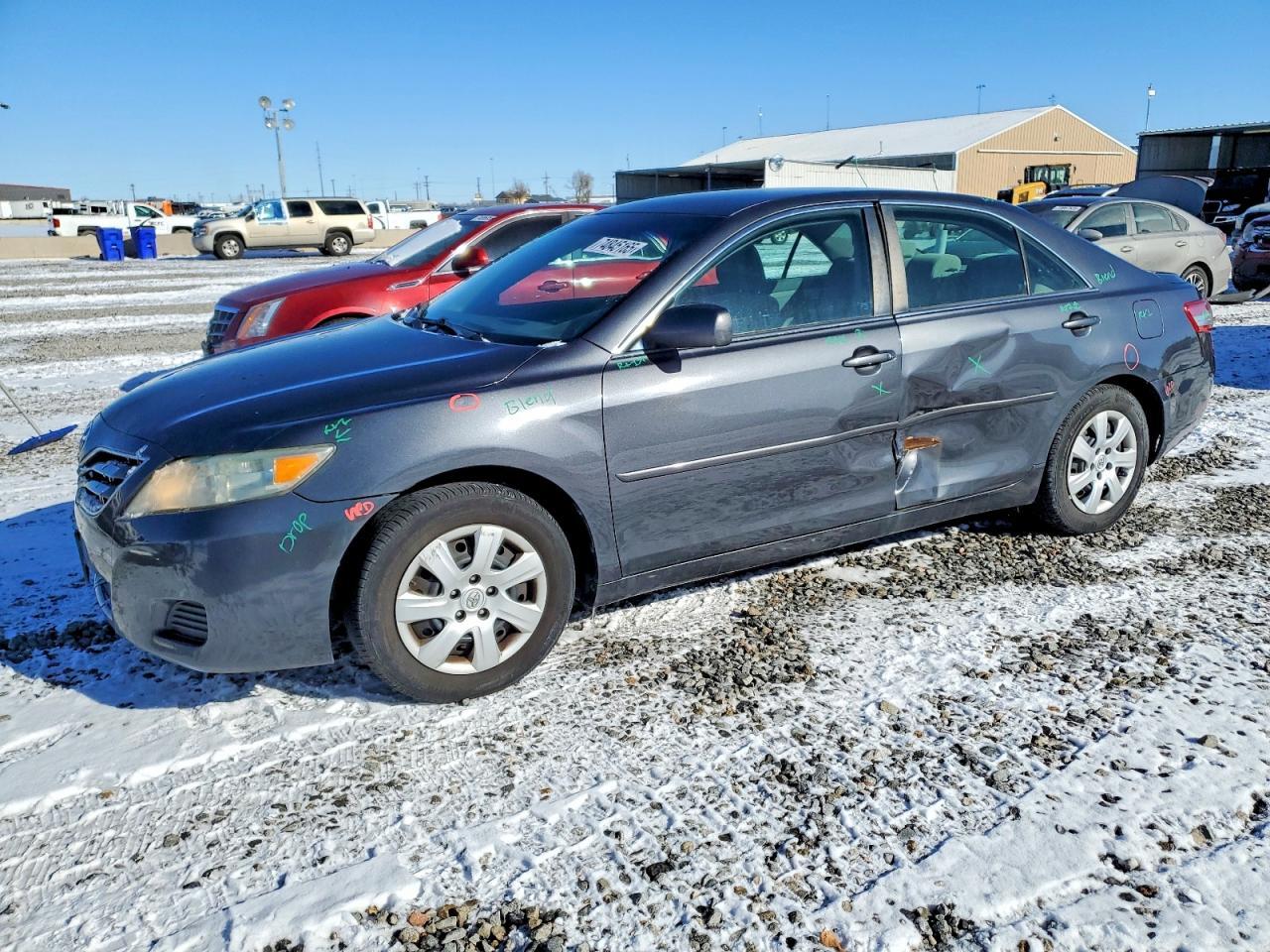 2010 TOYOTA CAMRY