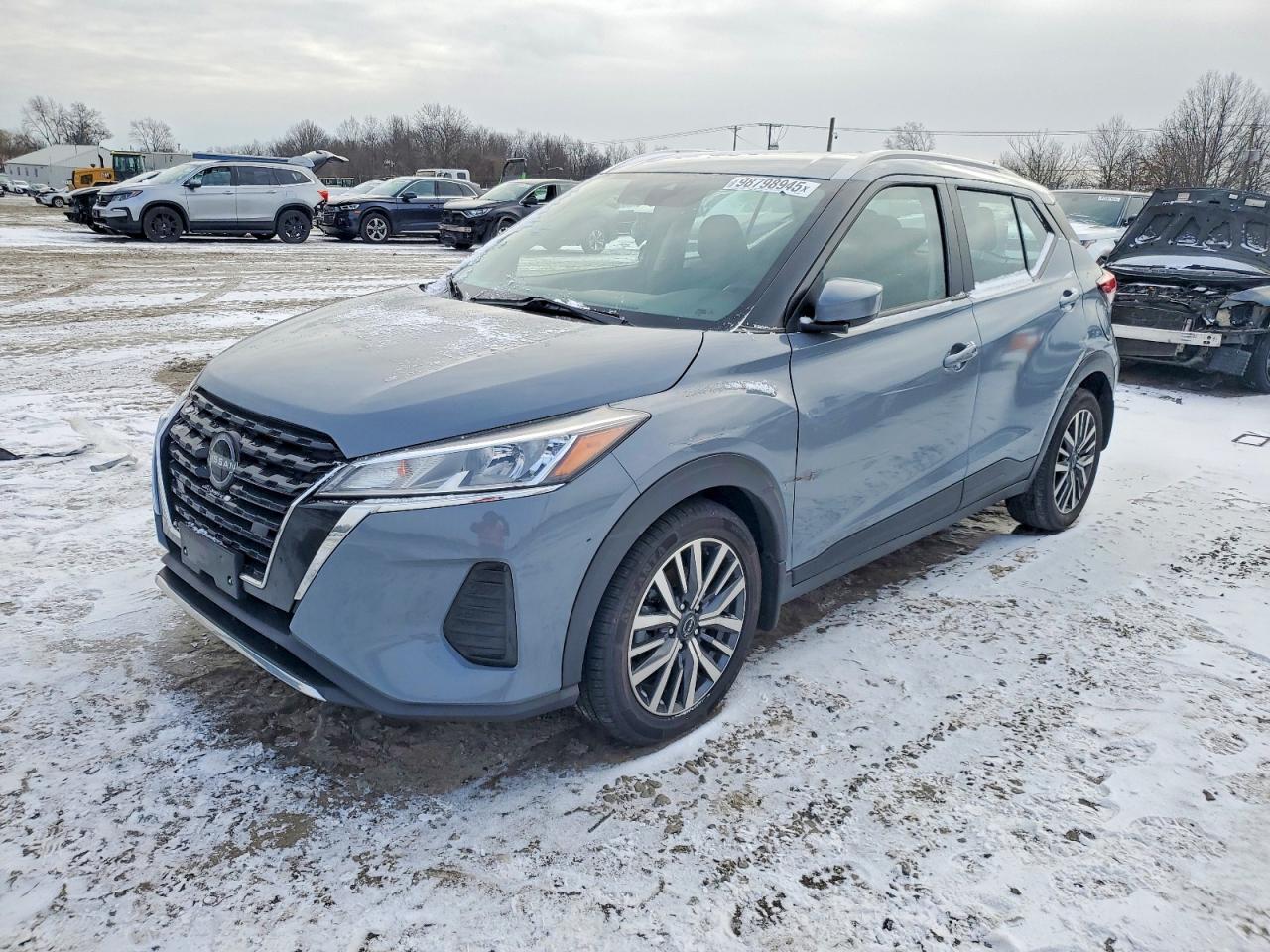 2023 NISSAN KICKS