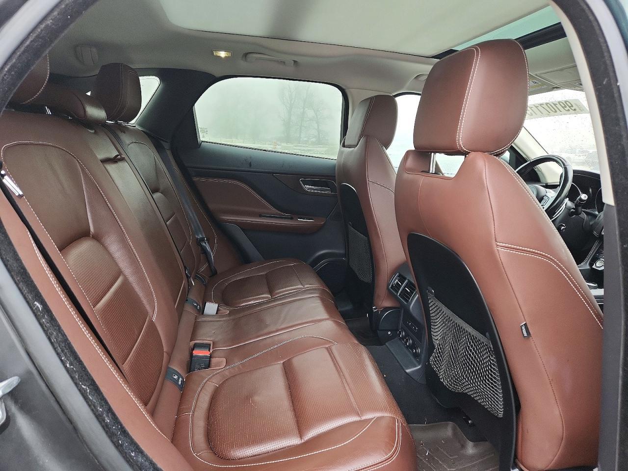 2018 JAGUAR F-Pace