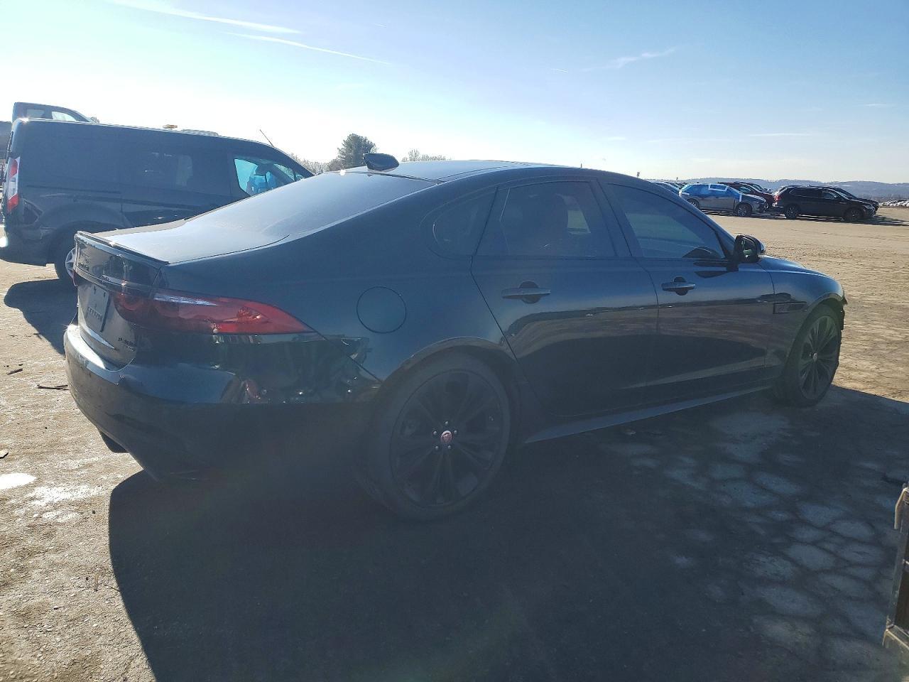 2022 JAGUAR XF