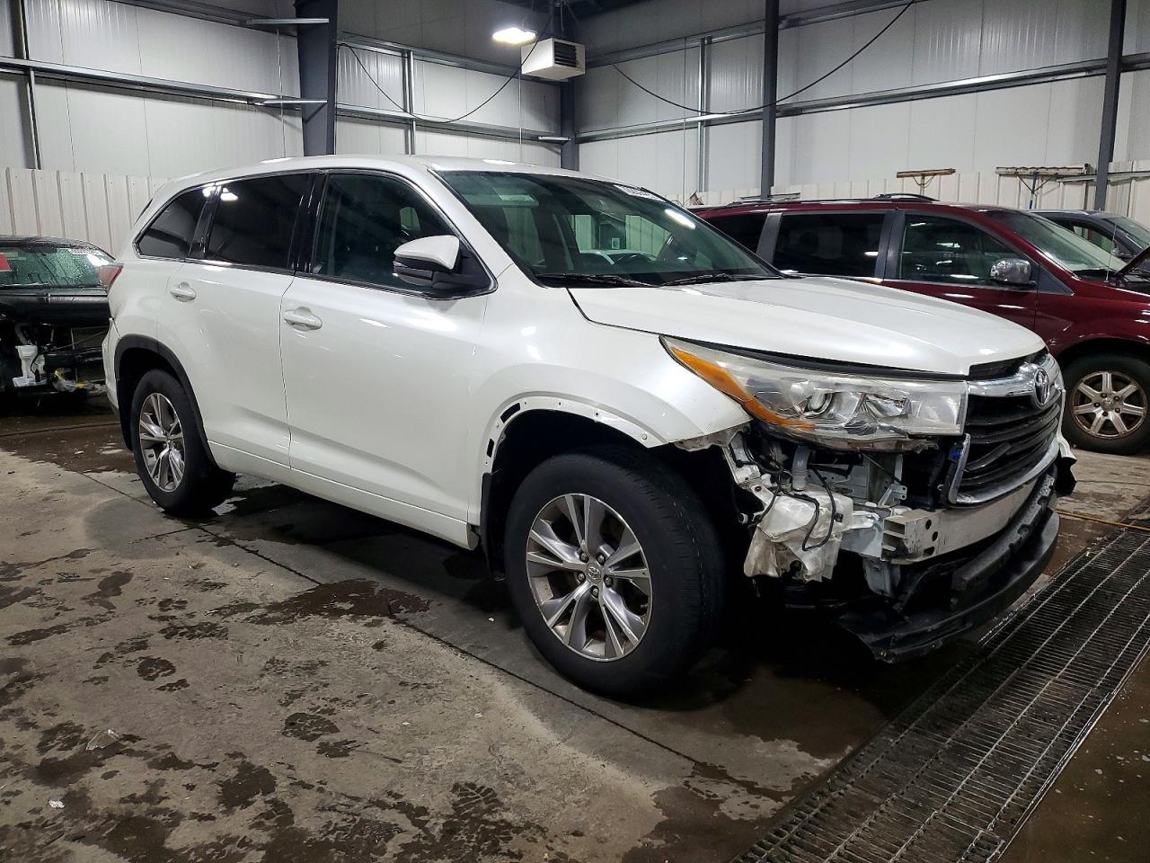 2014 TOYOTA HIGHLANDER
