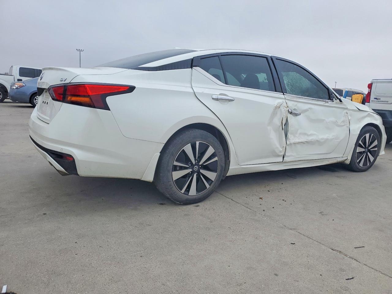 2019 NISSAN ALTIMA