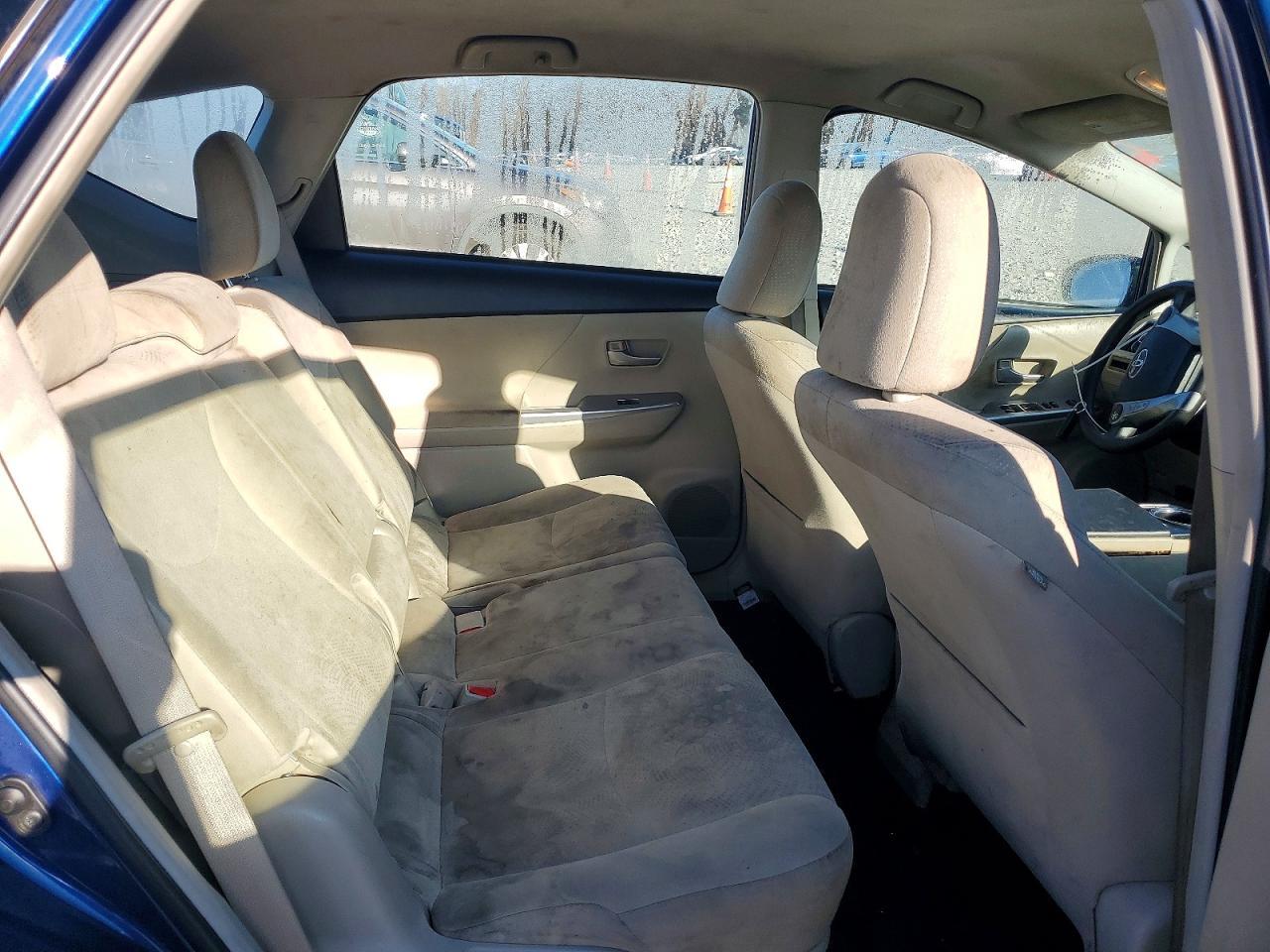 2012 TOYOTA PRIUS V