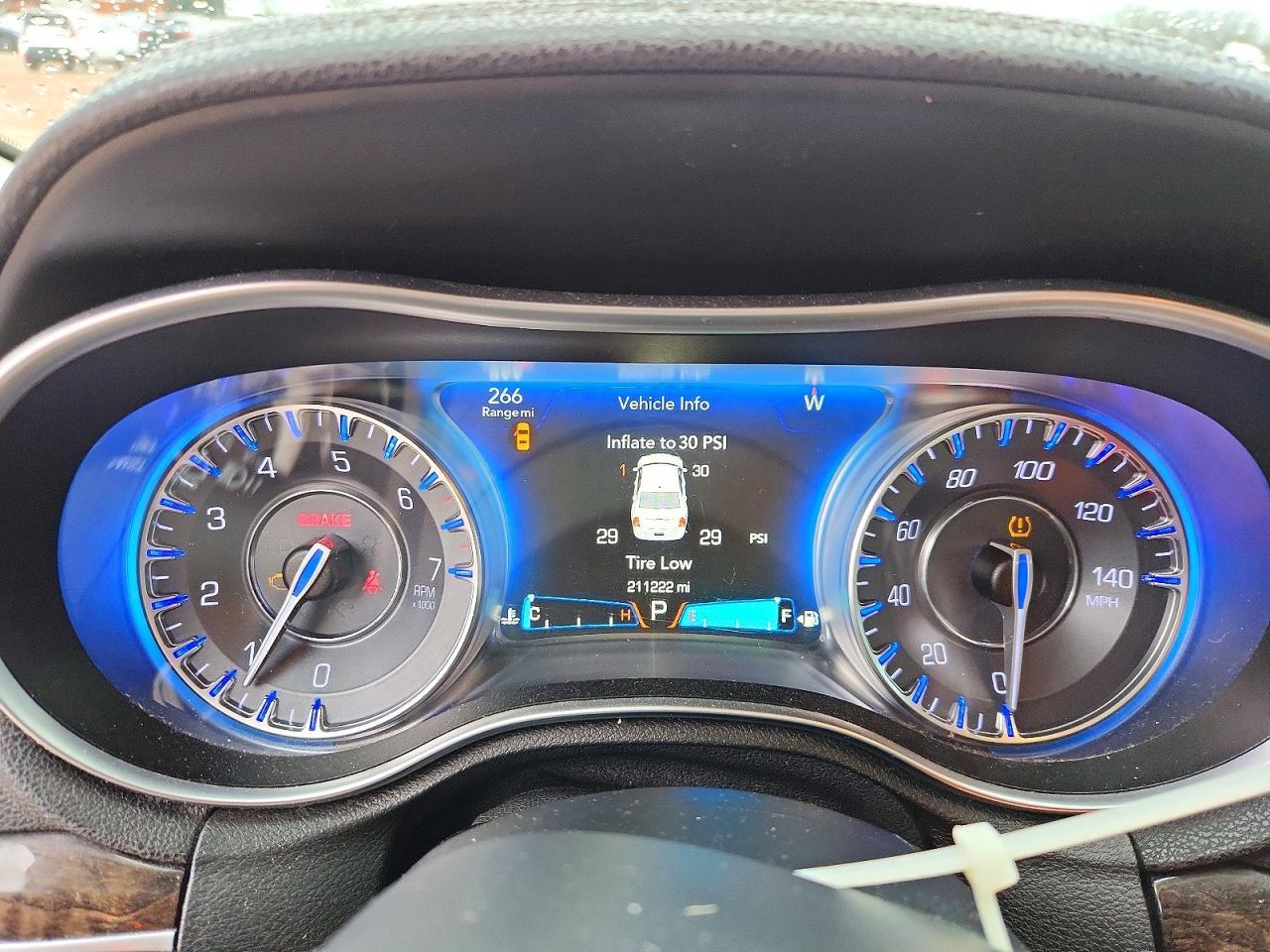 2016 CHRYSLER 300