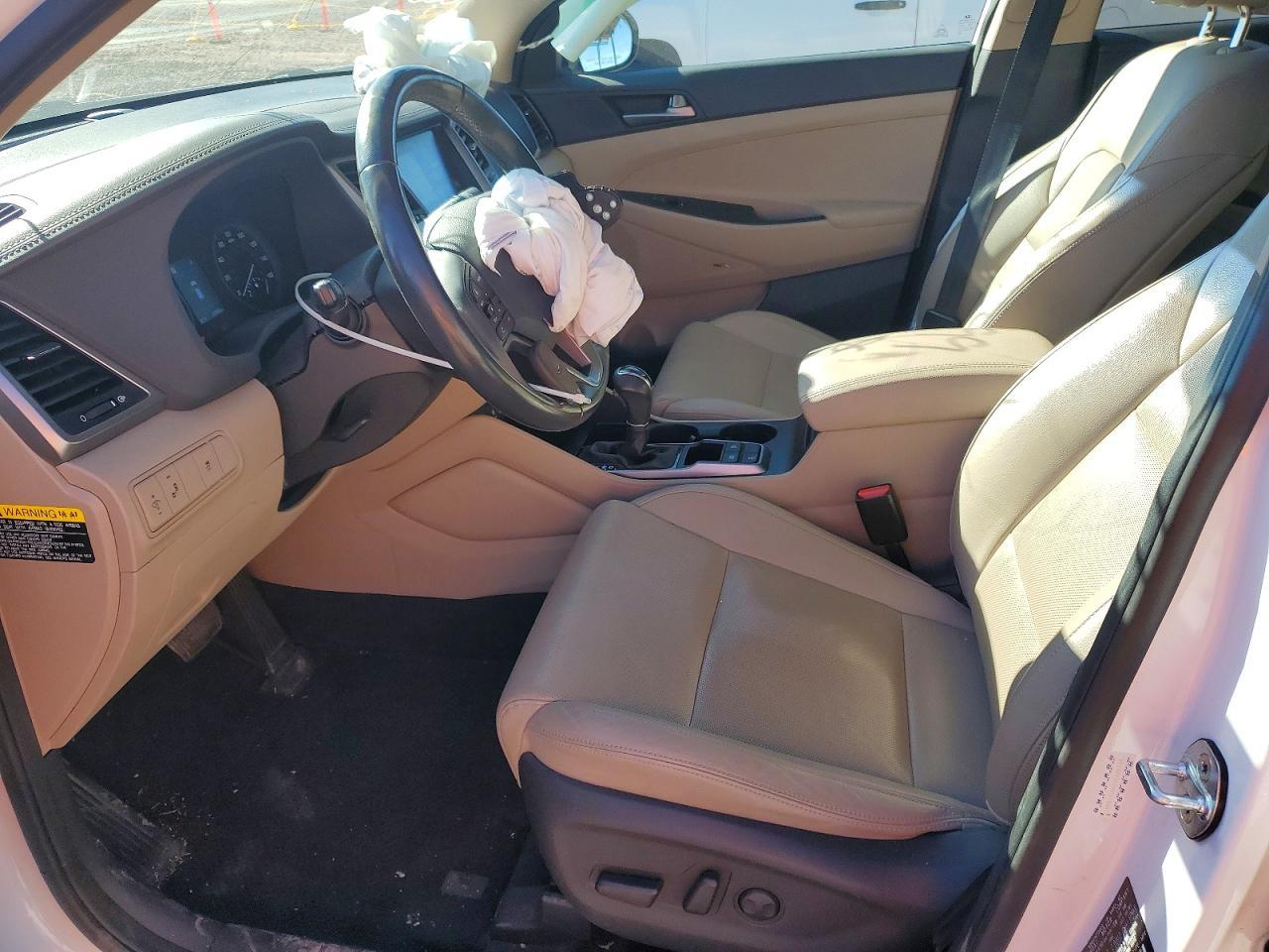 2017 HYUNDAI TUCSON