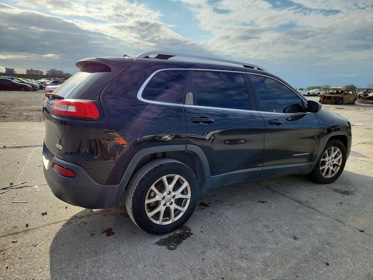 2017 JEEP CHEROKEE