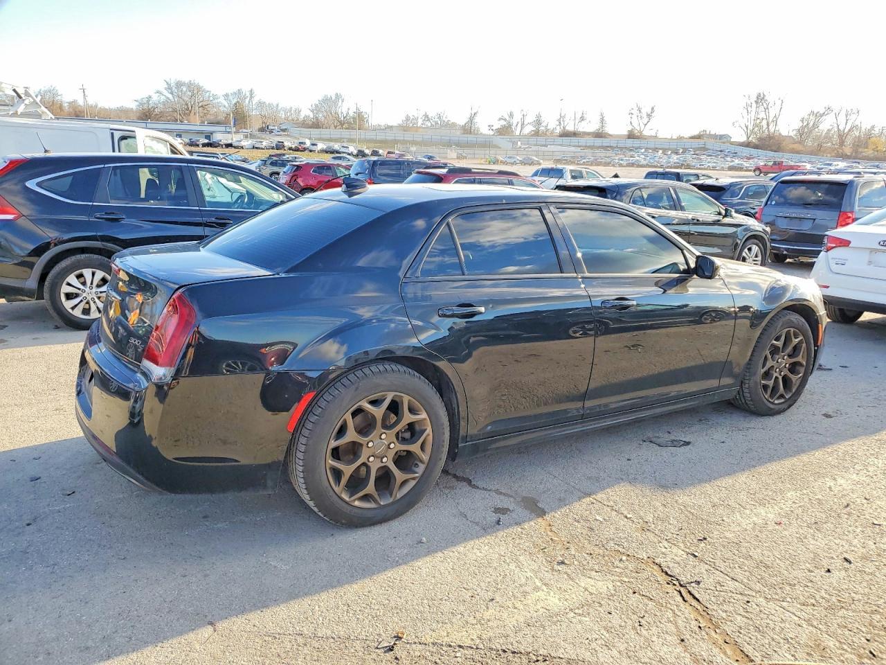 2016 CHRYSLER 300