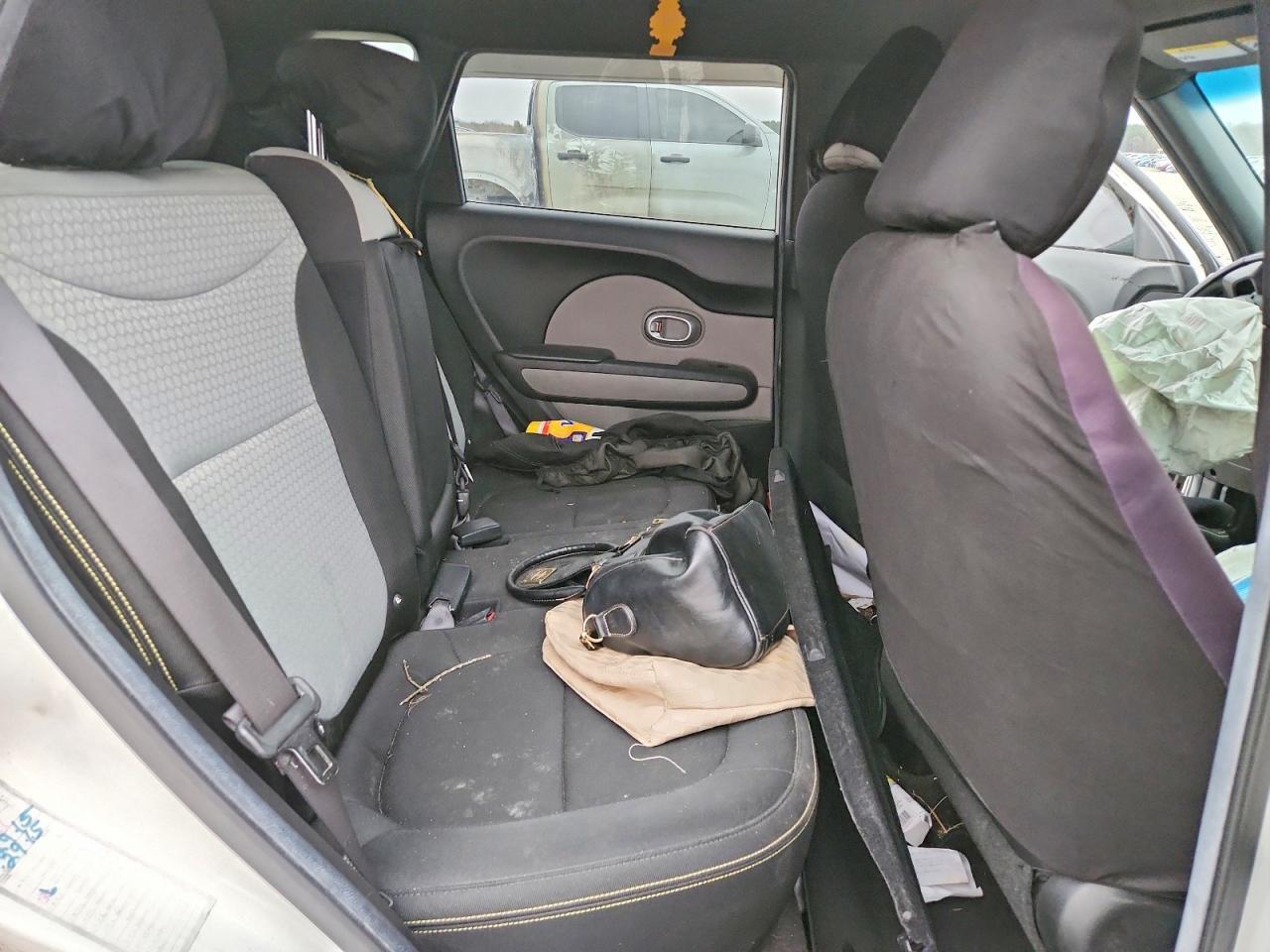 2015 KIA SOUL