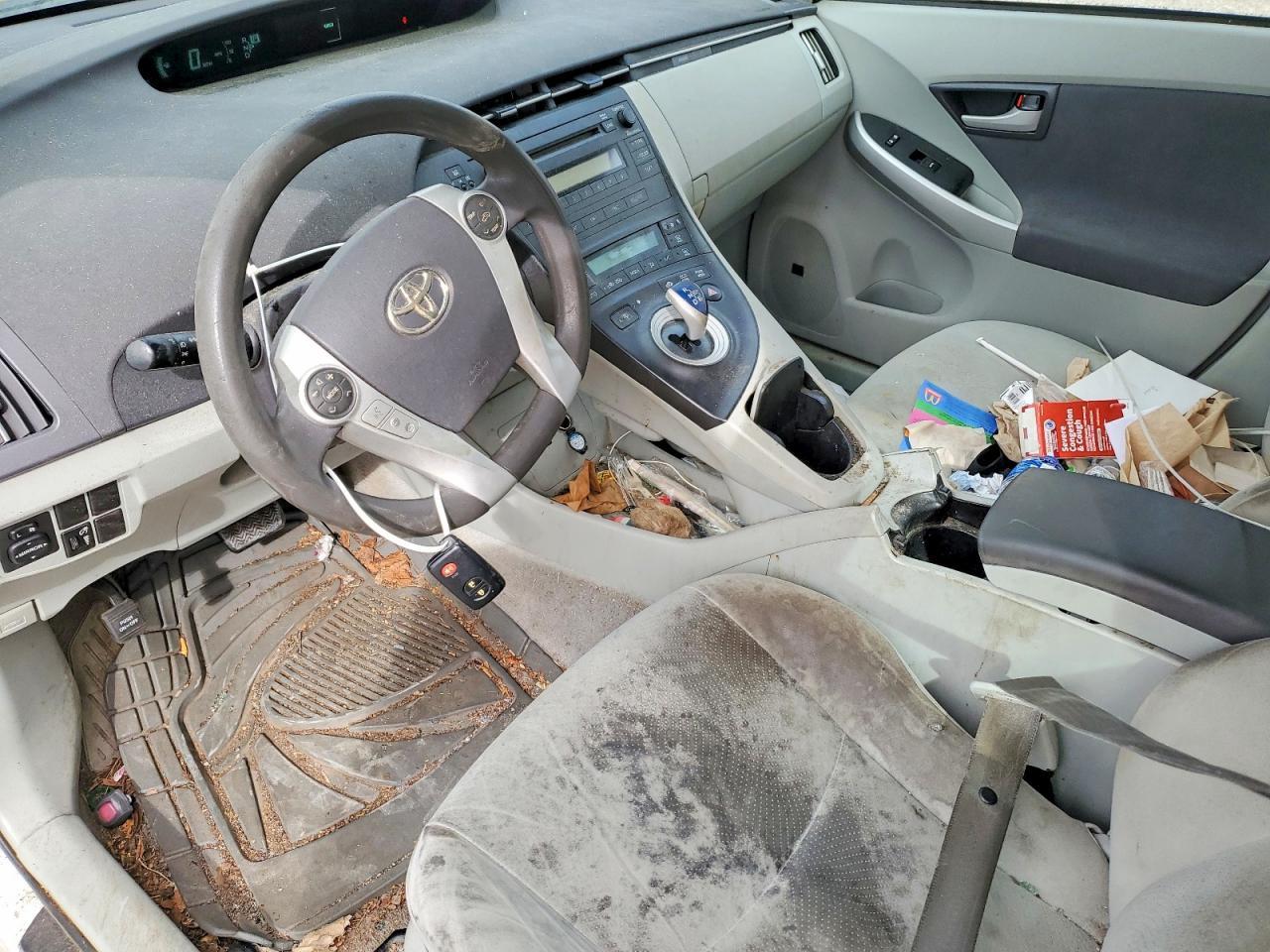 2010 TOYOTA PRIUS