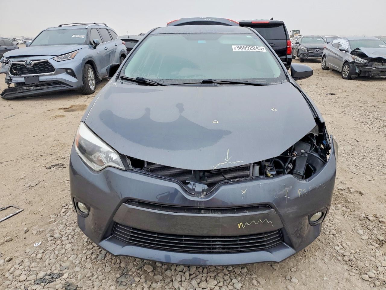 2016 TOYOTA COROLLA