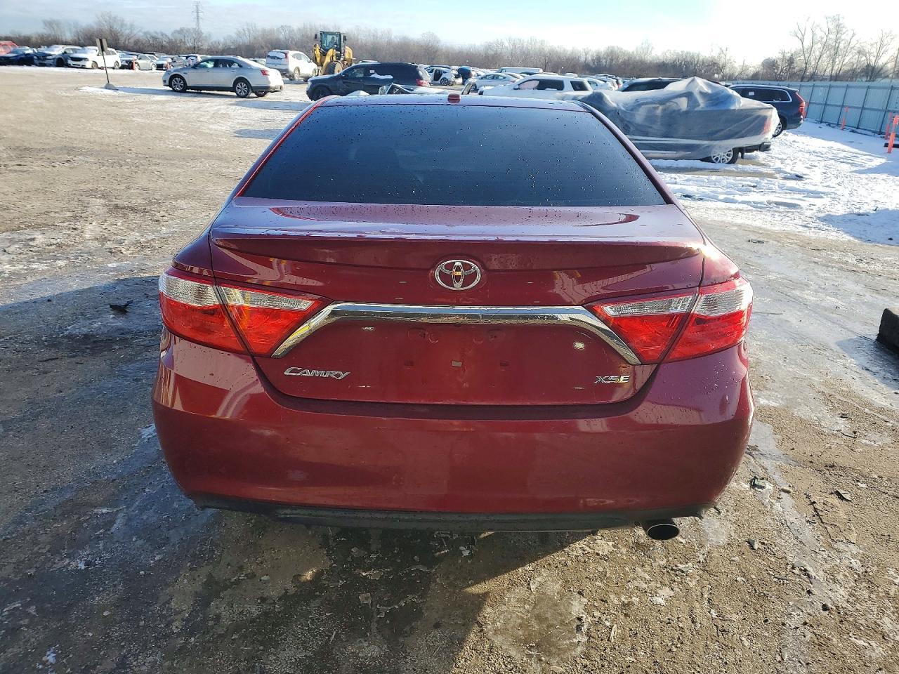 2015 TOYOTA CAMRY