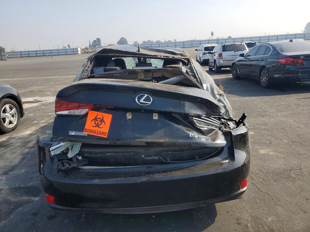 2019 LEXUS IS 300