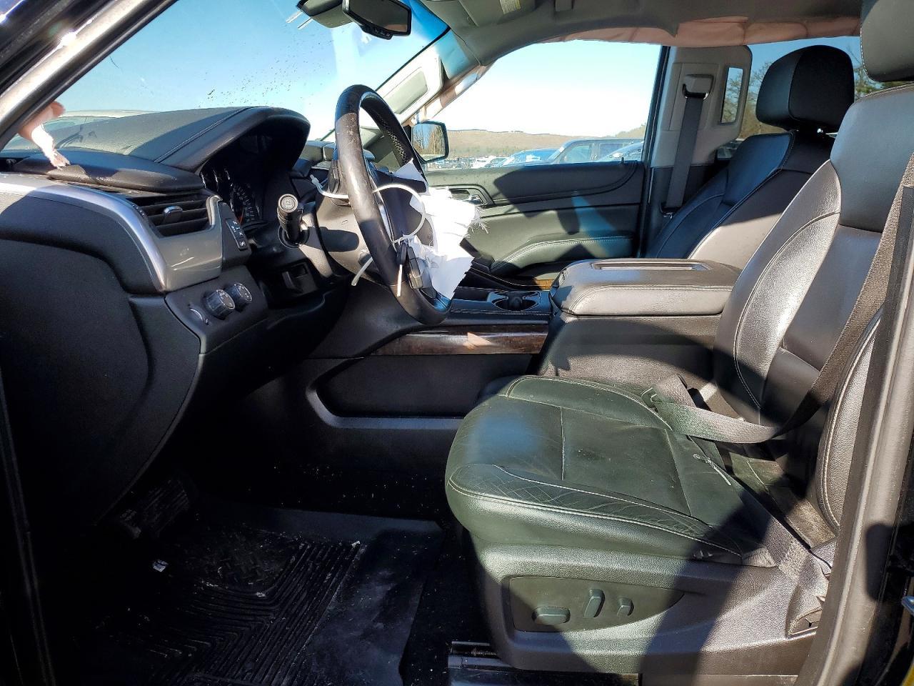 2018 CHEVROLET Suburban