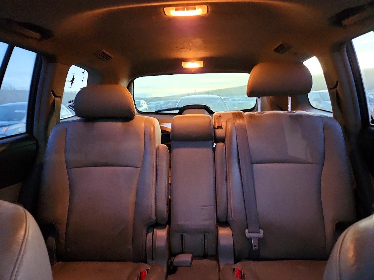 2010 TOYOTA HIGHLANDER