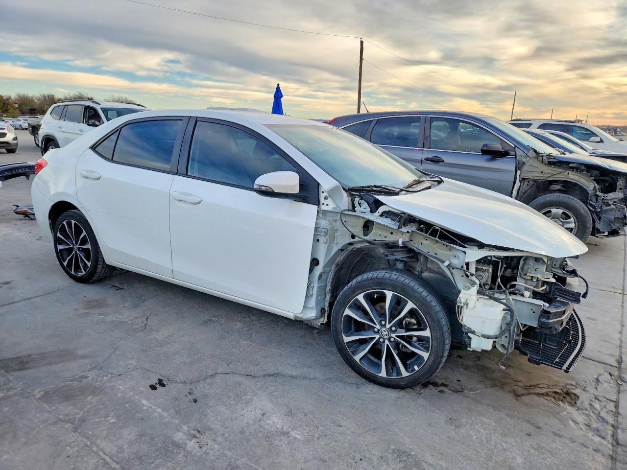 2019 TOYOTA COROLLA