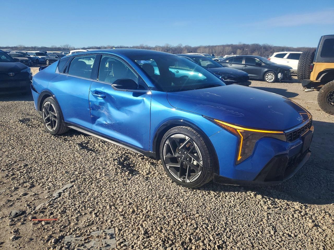 2025 KIA K4