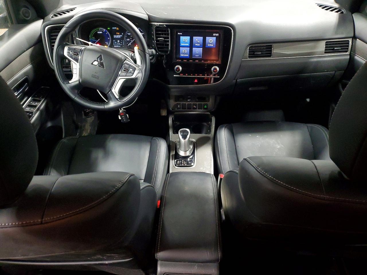 2022 MITSUBISHI outlander