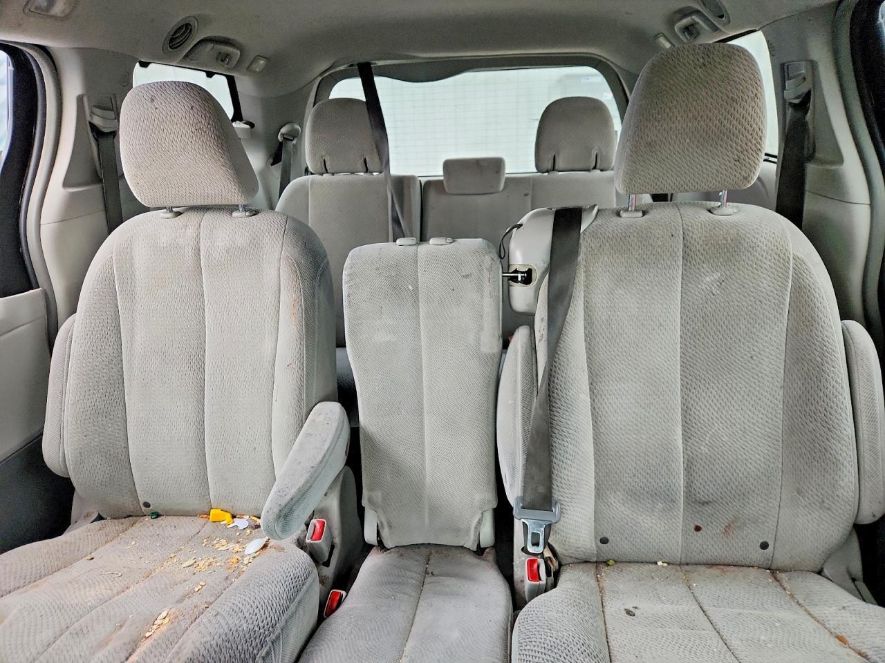 2014 TOYOTA SIENNA