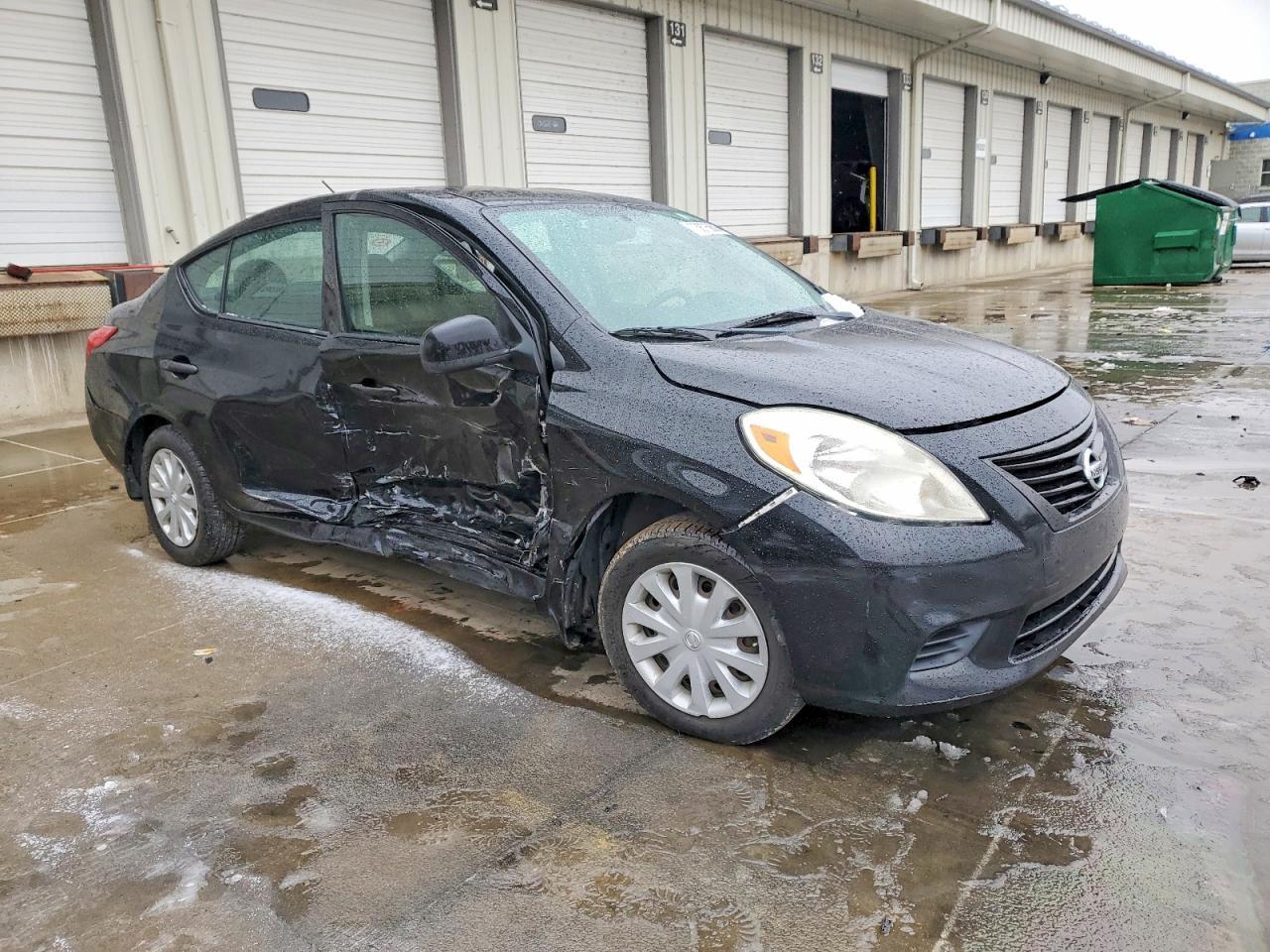 2014 NISSAN VERSA