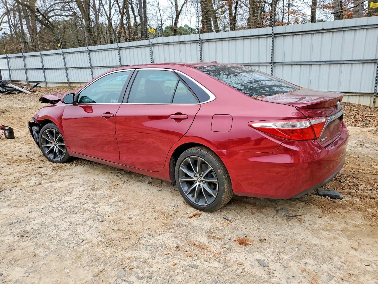 2015 TOYOTA CAMRY